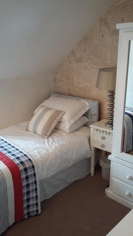 Cambridge House Guest House Eastbourne Ruang foto