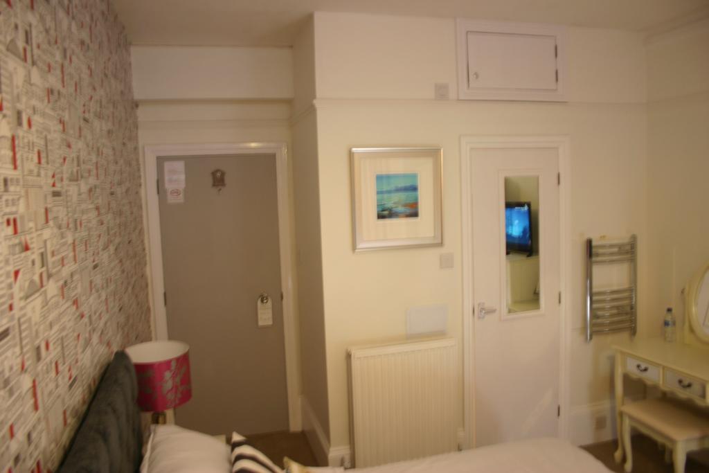 Cambridge House Guest House Eastbourne Ruang foto