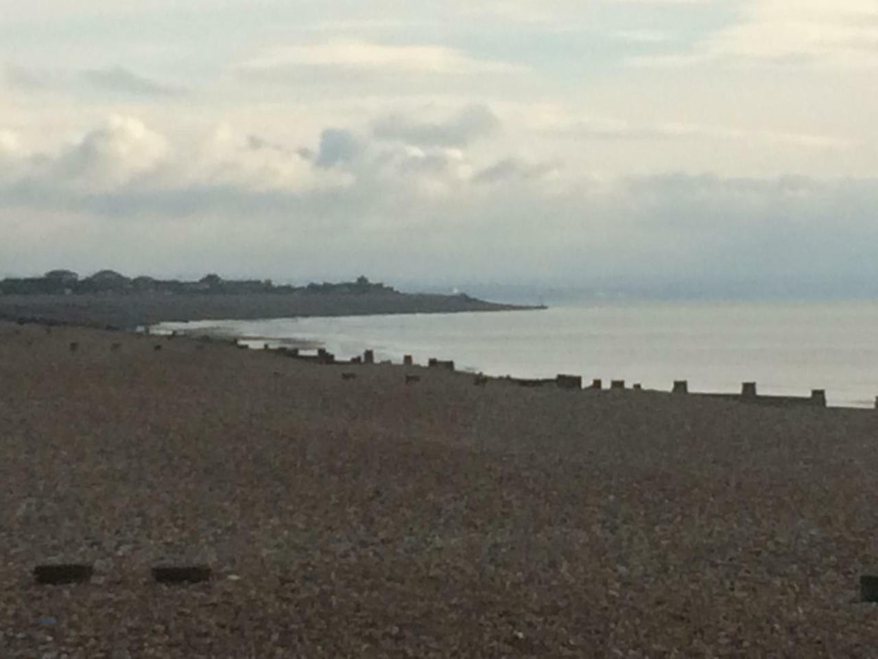 Cambridge House Guest House Eastbourne Ruang foto