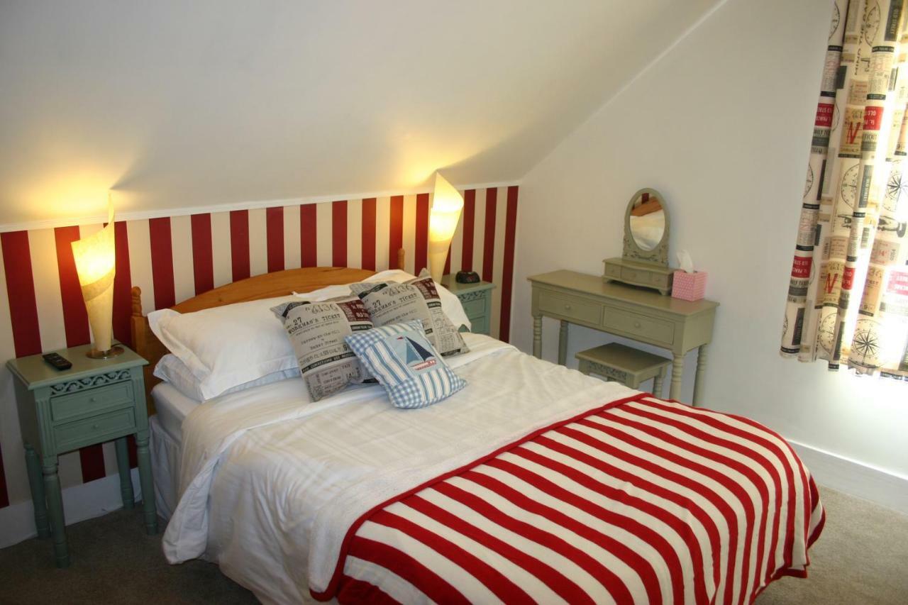 Cambridge House Guest House Eastbourne Ruang foto
